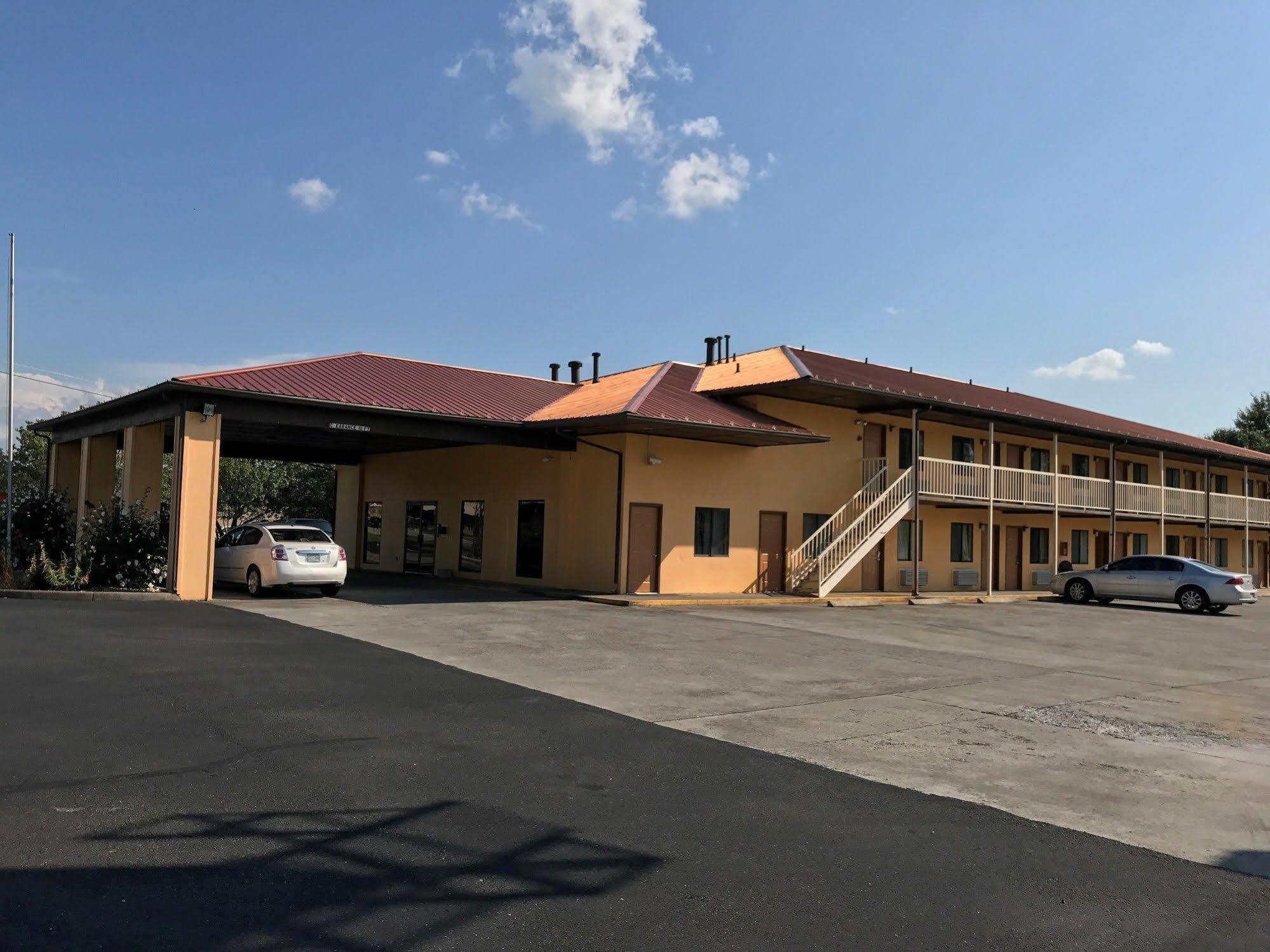 Motor Inns Of America Madisonville ภายนอก รูปภาพ